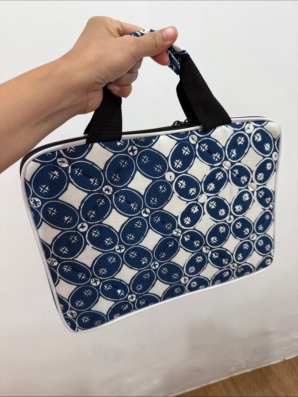 Navy and White Patterned Zip-Top Carry Case